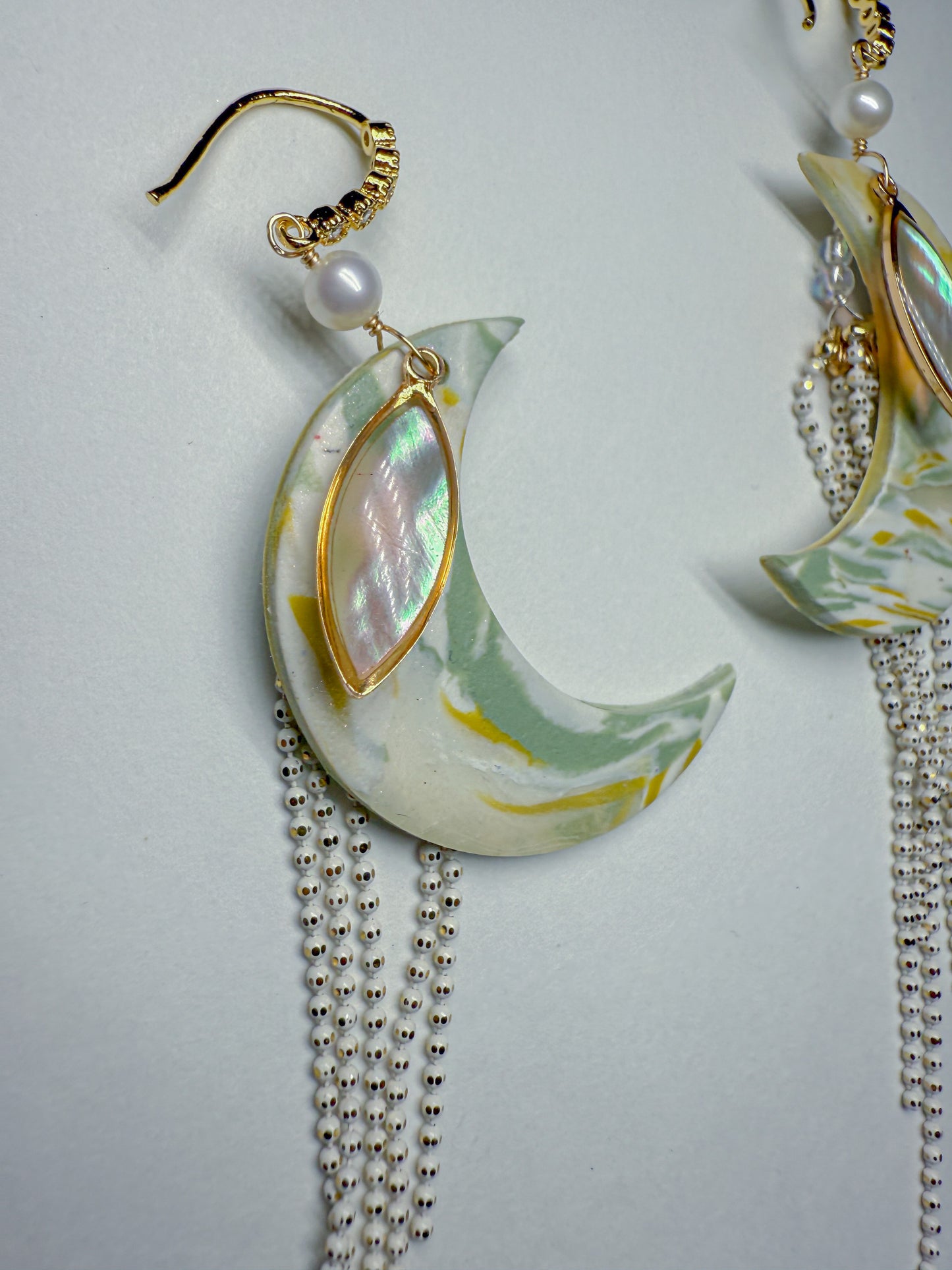 Moon05
