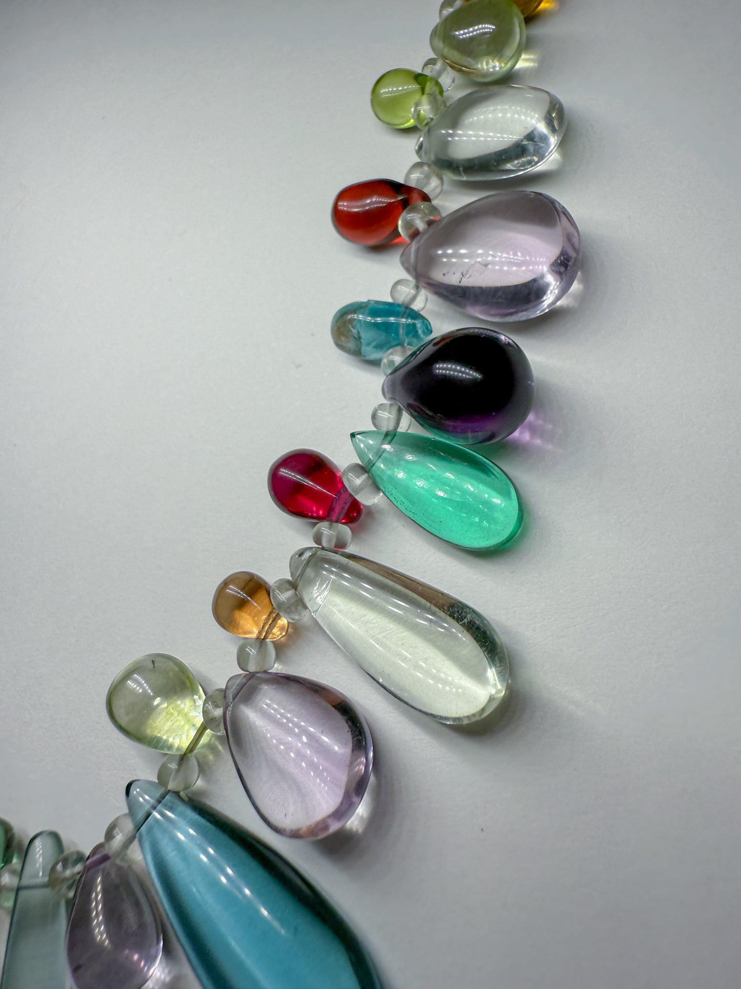 Rainbow water collar