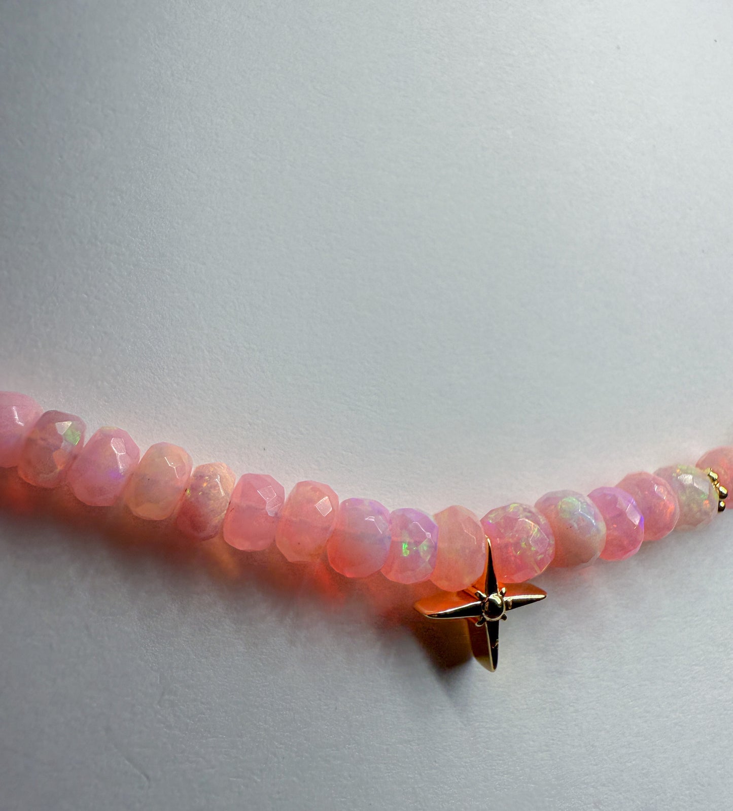 Twinkle Necklace-baby pink